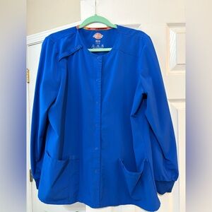 Dickies button-up scrub top